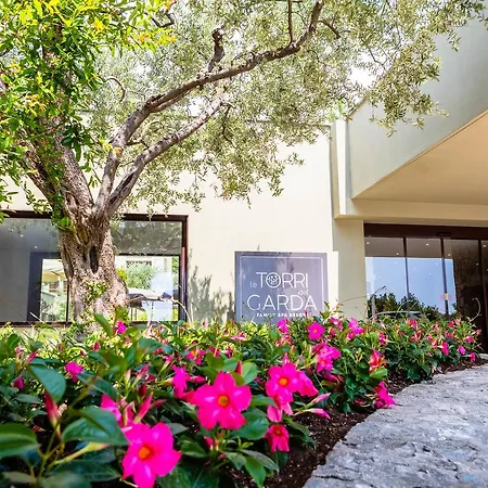 Le Torri Del Garda Familyspa 酒店 托里德尔贝纳科