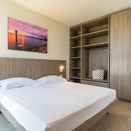 Le Torri Del Garda Familyspa 酒店 4*