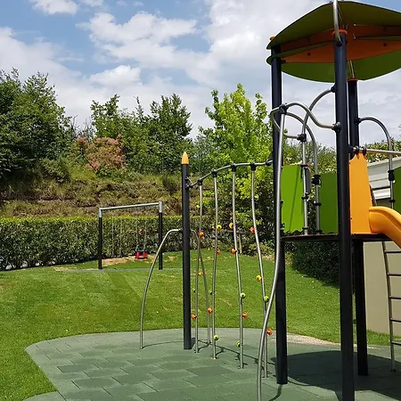 Le Torri Del Garda Familyspa 酒店 4*